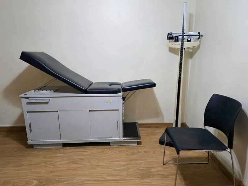 Área de valoración médica en el centro de rehabilitación en Playas de Tijuana